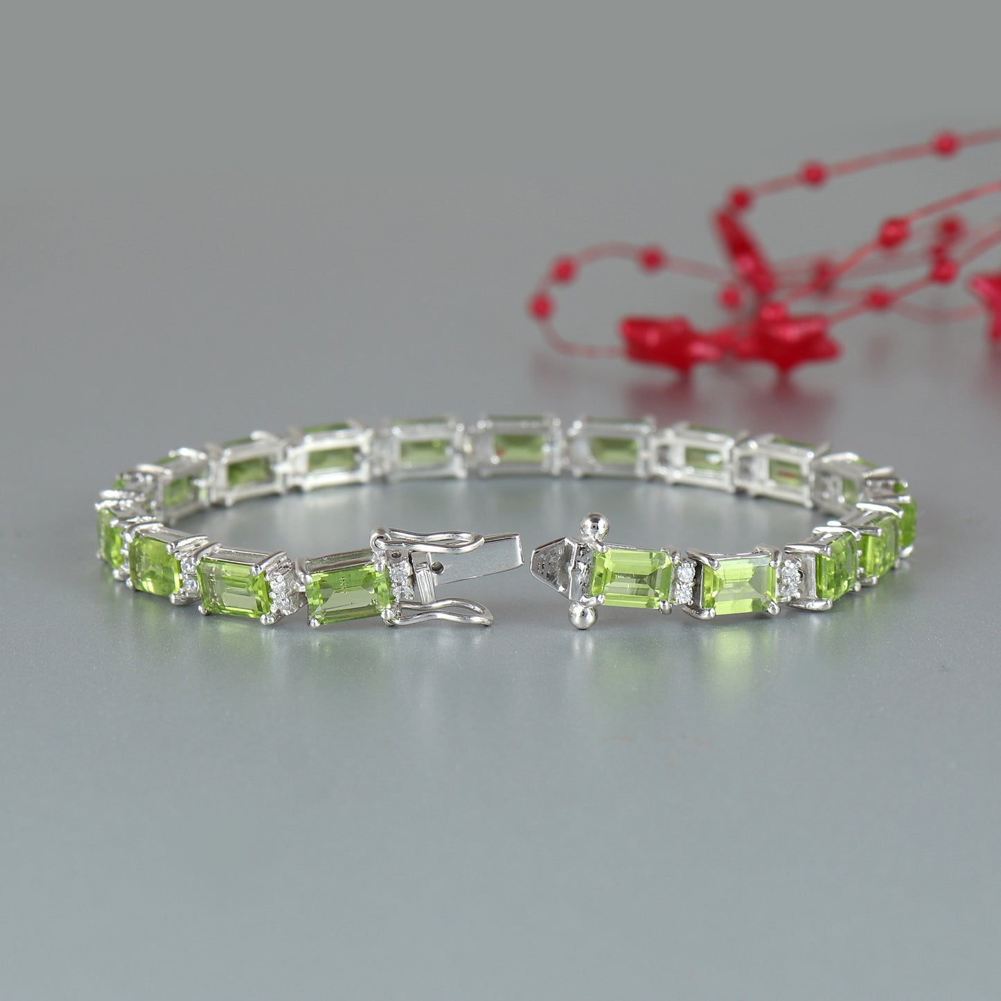 Peridot Tennis Bracelet-925 Sterling Silver Bracelet-7x5mm Octagon Gemstone Bracelet-August Birthstone Bracelet-Bridesmaid Bracelet for Gift