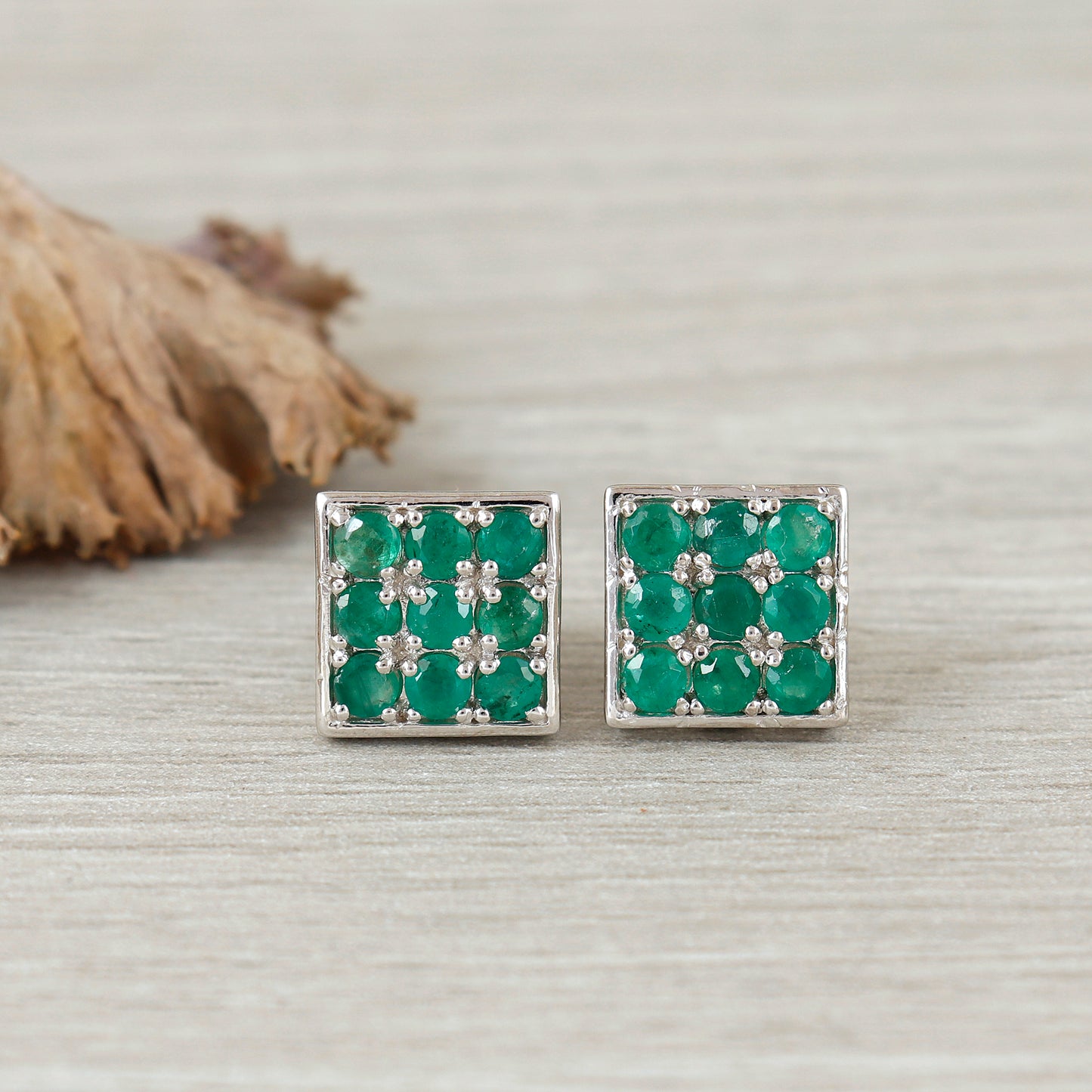 Natural Emerald Stud Earrings-925 Sterling Silver Dainty Stud Earrings-Round Cut Emerald Earrings-May Birthstone Stud Earrings-Wedding Gift