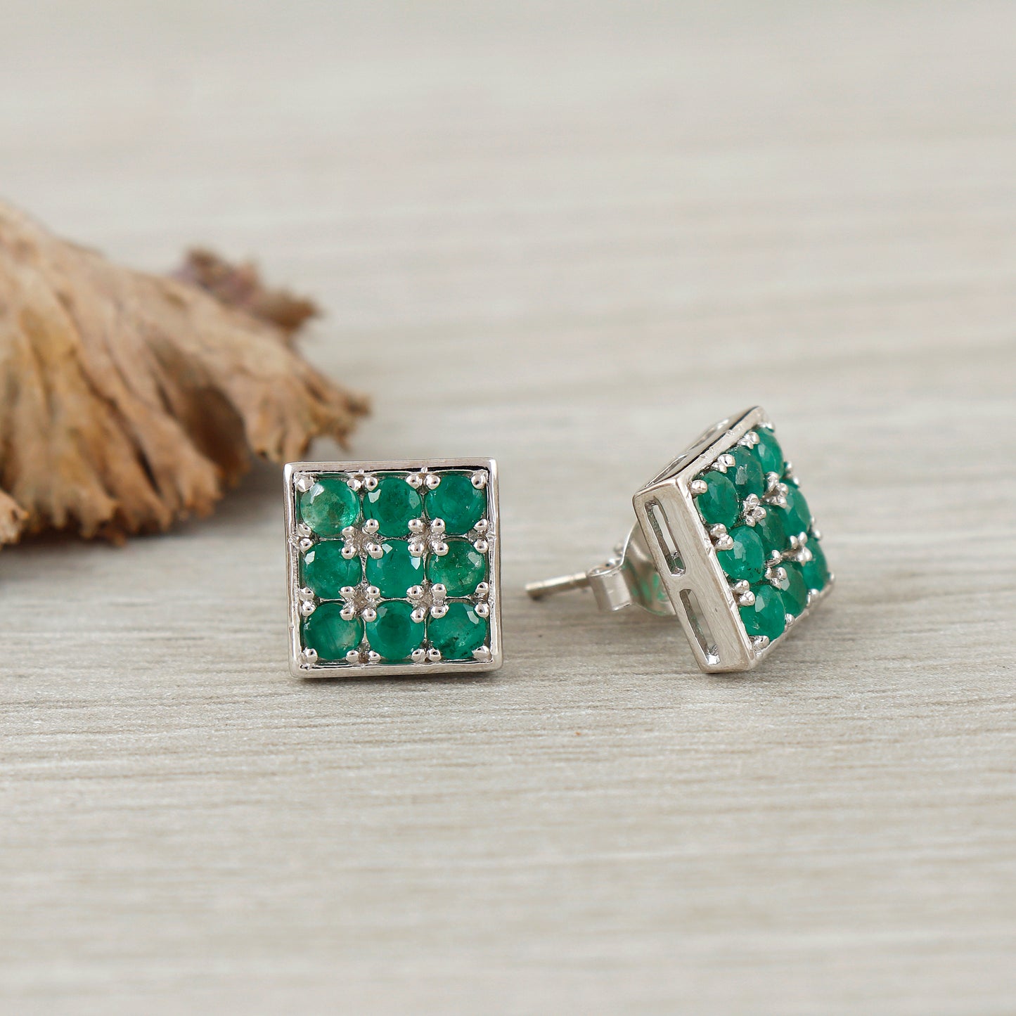 Natural Emerald Stud Earrings-925 Sterling Silver Dainty Stud Earrings-Round Cut Emerald Earrings-May Birthstone Stud Earrings-Wedding Gift