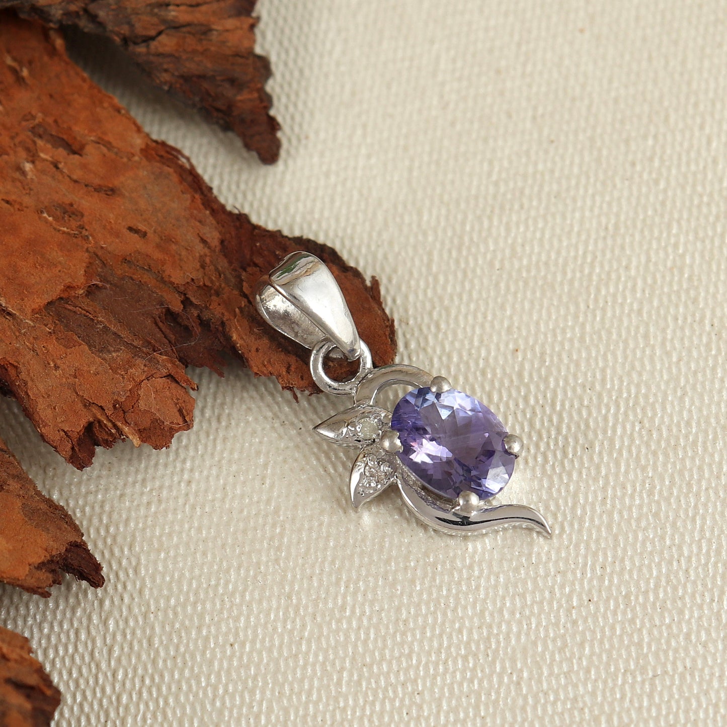 Natural Tanzanite Pendant-925 Sterling Silver Pendant-December Birthstone Pendant-Diamond Pendant-Tanzanite Necklace-Chain Pendant for Her