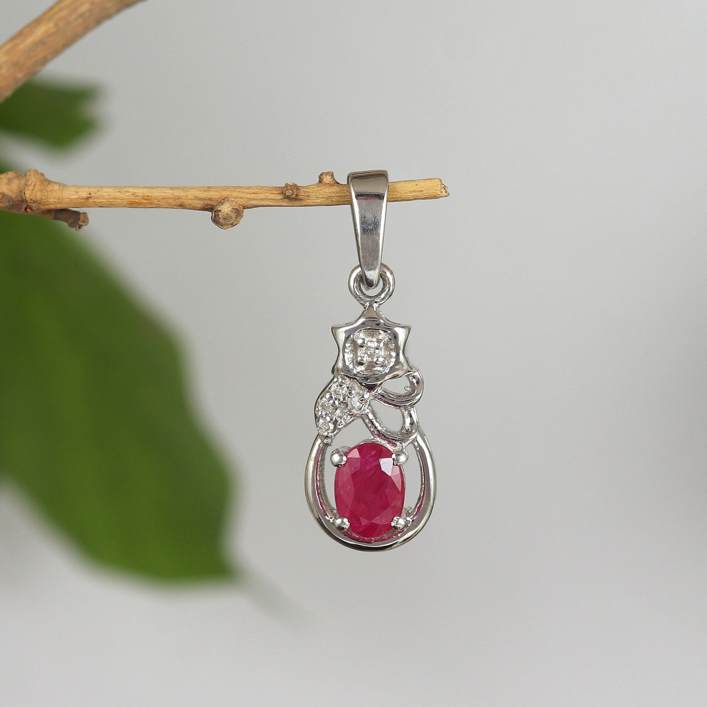 Natural Ruby Oval Cut Gemstone Pendant-925 Sterling Silver Pendant-July Birthstone Pendant-Diamond Pendant-Christmas Gift-Chain Pendant Her