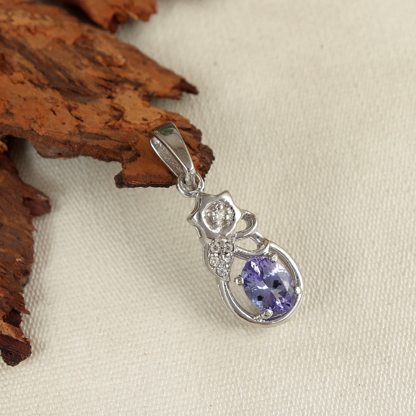 Natural Tanzanite Pendant-925 Sterling Silver Pendant-December Birthstone Pendant-Diamond Pendant-Tanzanite Necklace-Chain Pendant for Gift