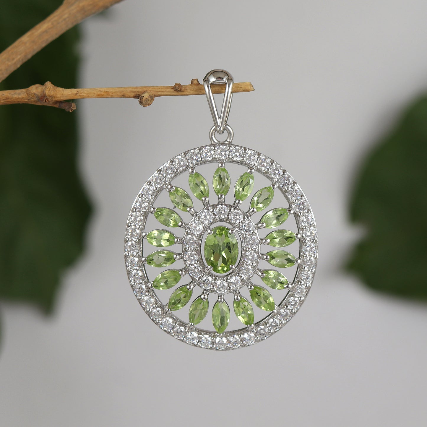 Natural Peridot Pendant Necklace-925 Sterling Silver Pendant-August Birthstone Pendant-Peridot Jewelry-Designer Peridot Pendant Gift for Her