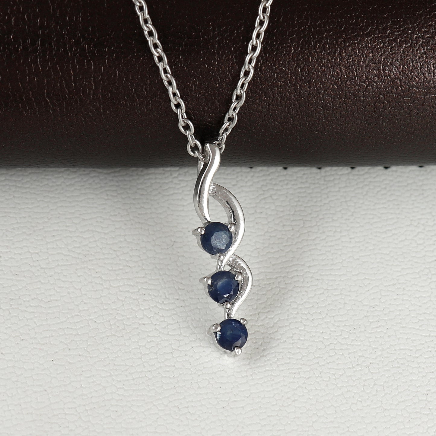 Natural Blue Sapphire Round Cut Gemstone Pendant-925 Sterling Silver Pendant-September Birthstone Pendant-Chain Pendant Wedding Gift Her