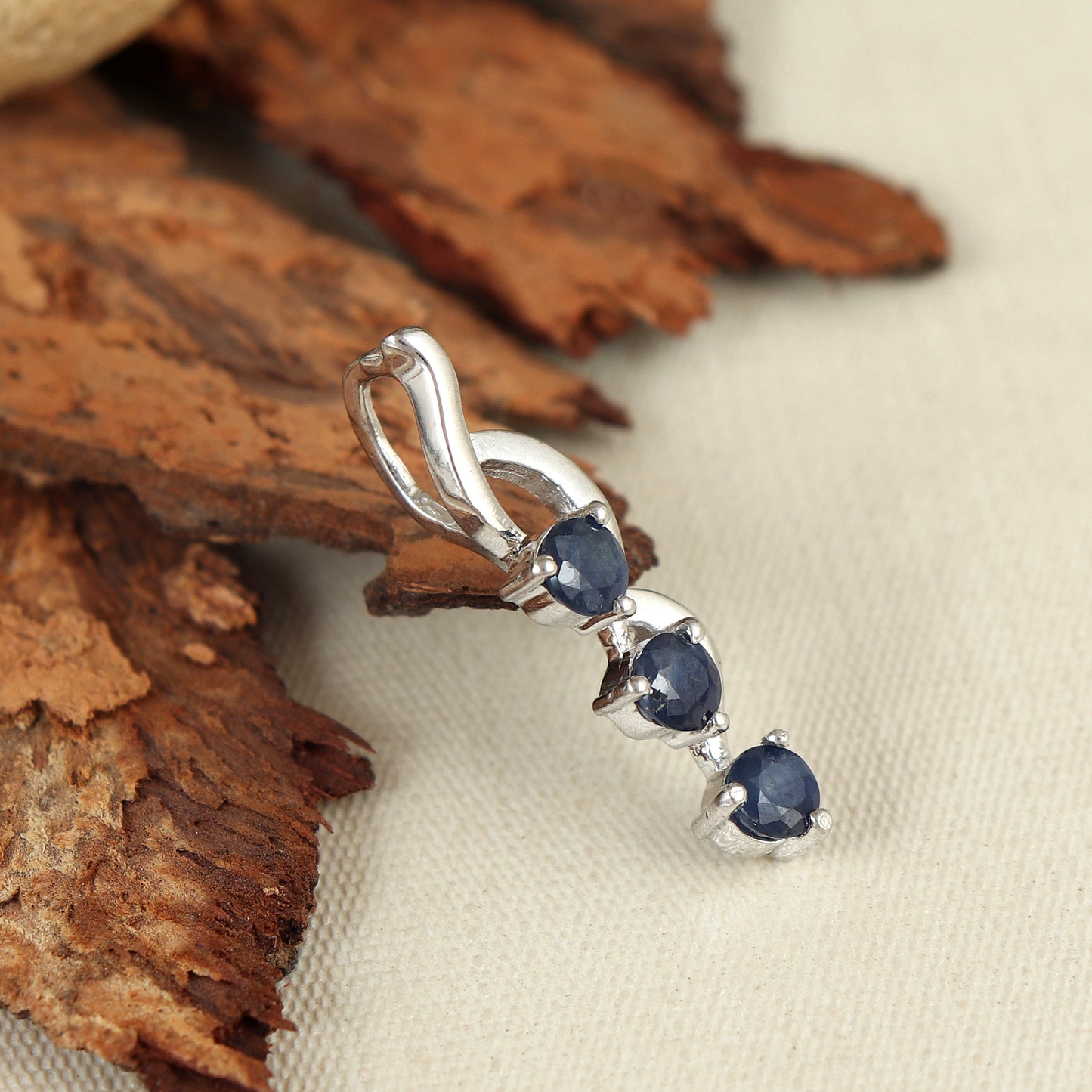 Natural Blue Sapphire Round Cut Gemstone Pendant-925 Sterling Silver Pendant-September Birthstone Pendant-Chain Pendant Wedding Gift Her