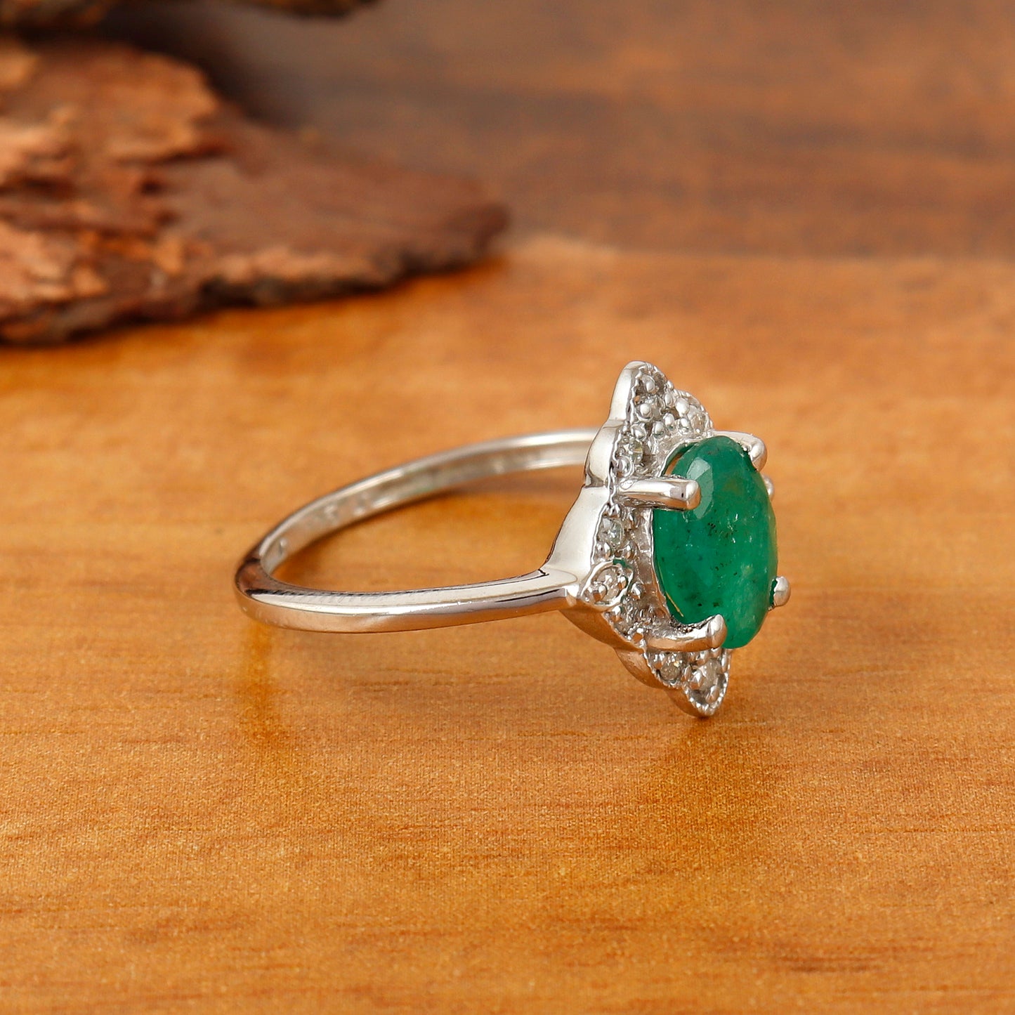 Natural Emerald Oval Cut Gemstone Ring-925 Sterling Silver Ring-Diamond Ring-May Birthstone Ring-Genuine Emerald Silver Ring-Wedding Gift