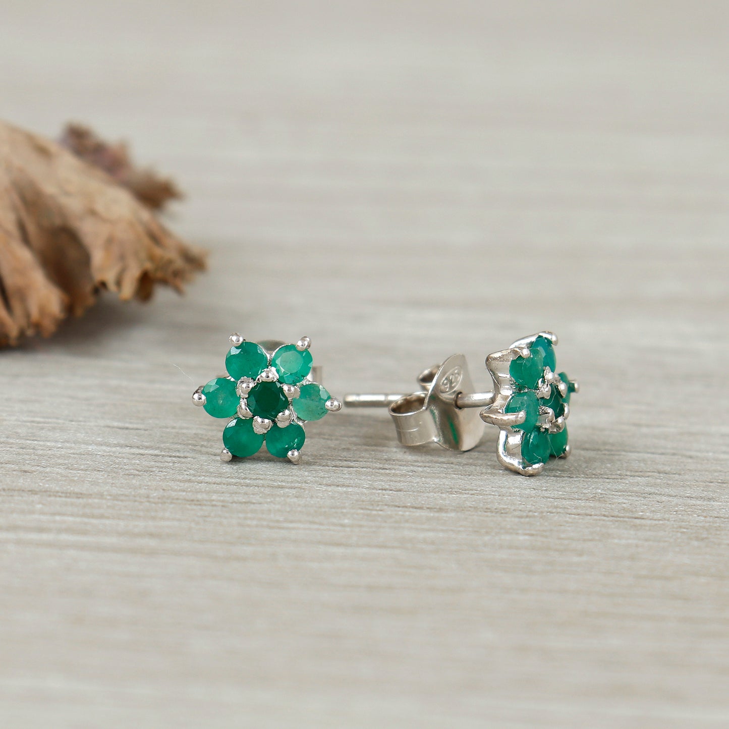 Sun Flower Emerald Stud Earrings-925 Sterling Silver Studs-Floral Precious Earrings-May Birthstone Stud Earrings-Anniversary Gift for Her