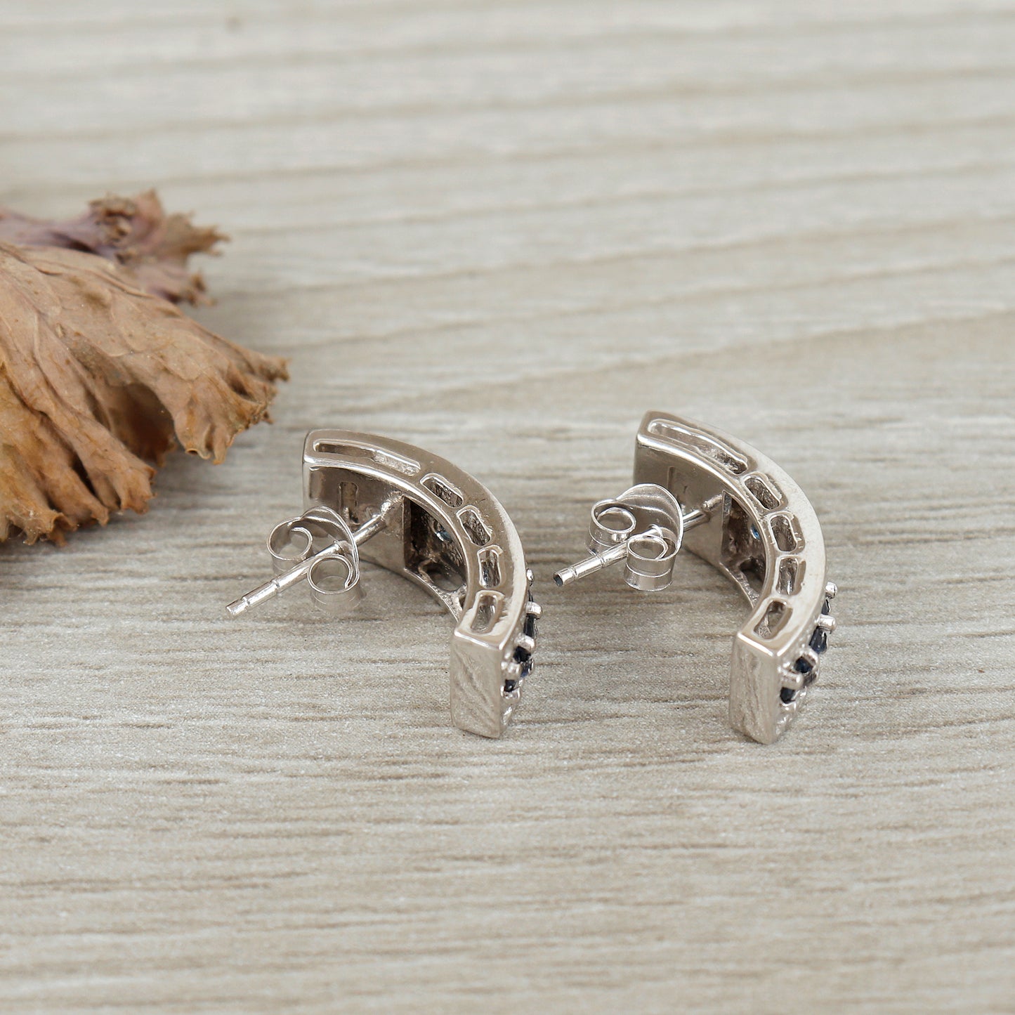 Natural Blue Sapphire Round Cut Gemstone Stud Earrings-925 Sterling Silver-Dainty Hoop Earrings-September Birthstone-Sapphire Jewelry