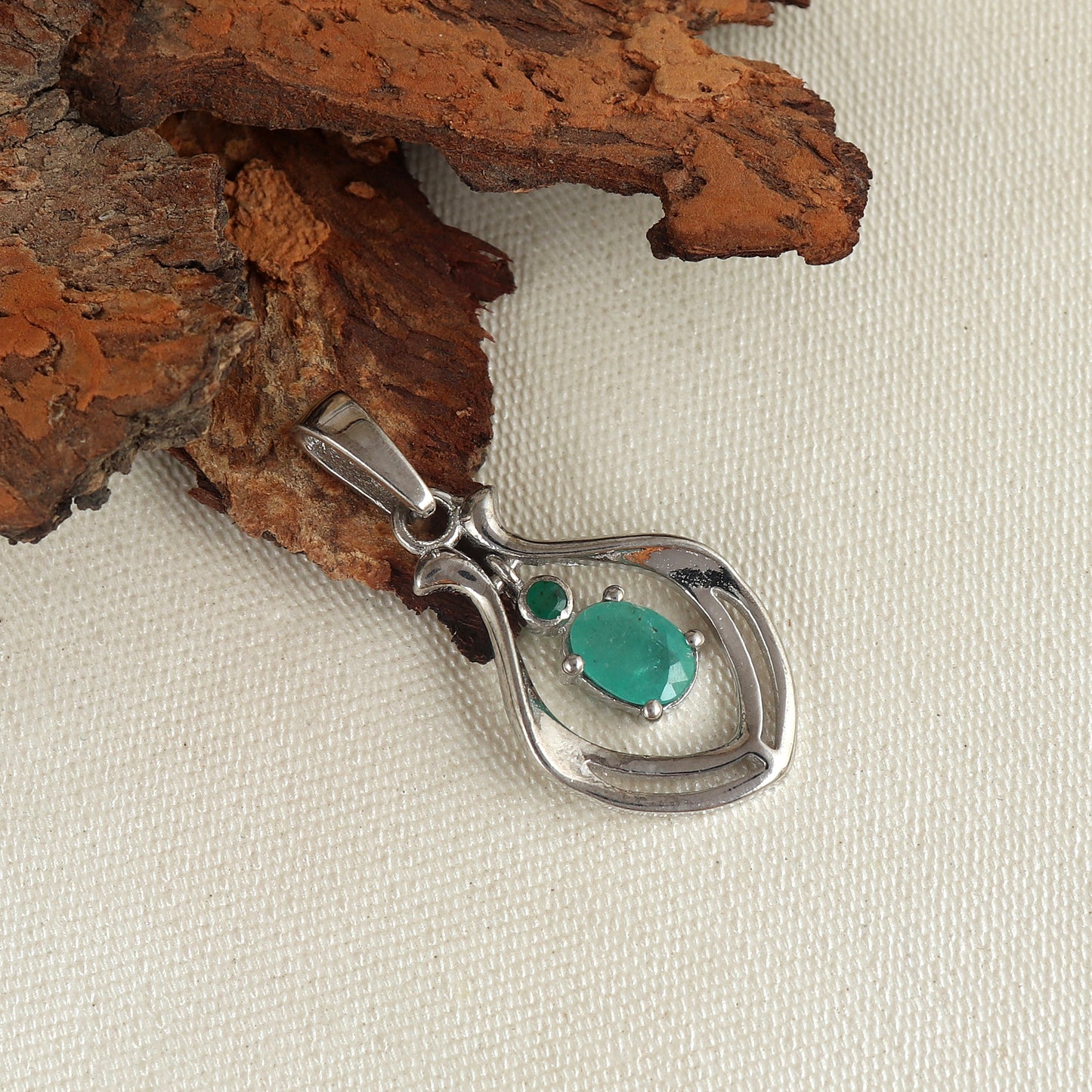 Emerald Pendant Necklace-925 Sterling Silver Emerald Pendant-May Birthstone Pendant-Zambian Emerald Pendant-Emerald Solitaire Pendant Her