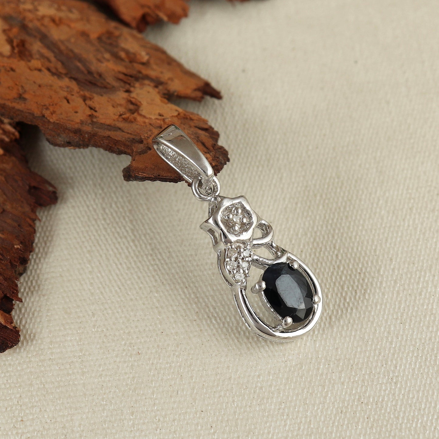 Natural Blue Sapphire Oval Cut Gemstone Pendant-925 Sterling Silver Precious Pendant-September Birthstone Pendant-Diamond Pendant for Gift