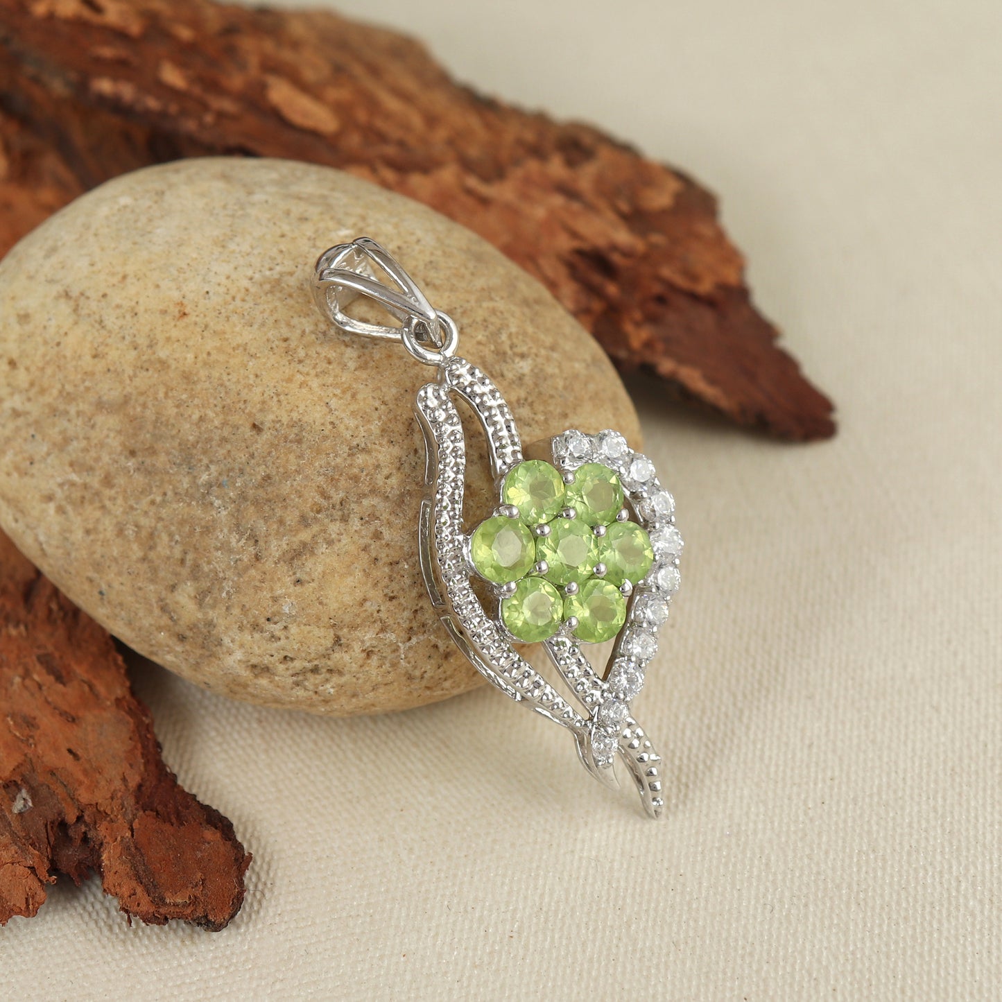 Natural Peridot Pendant-925 Sterling Silver Pendant Necklace-August Birthstone -Peridot Cluster Pendant-Handmade Pendant-Chain Pendant