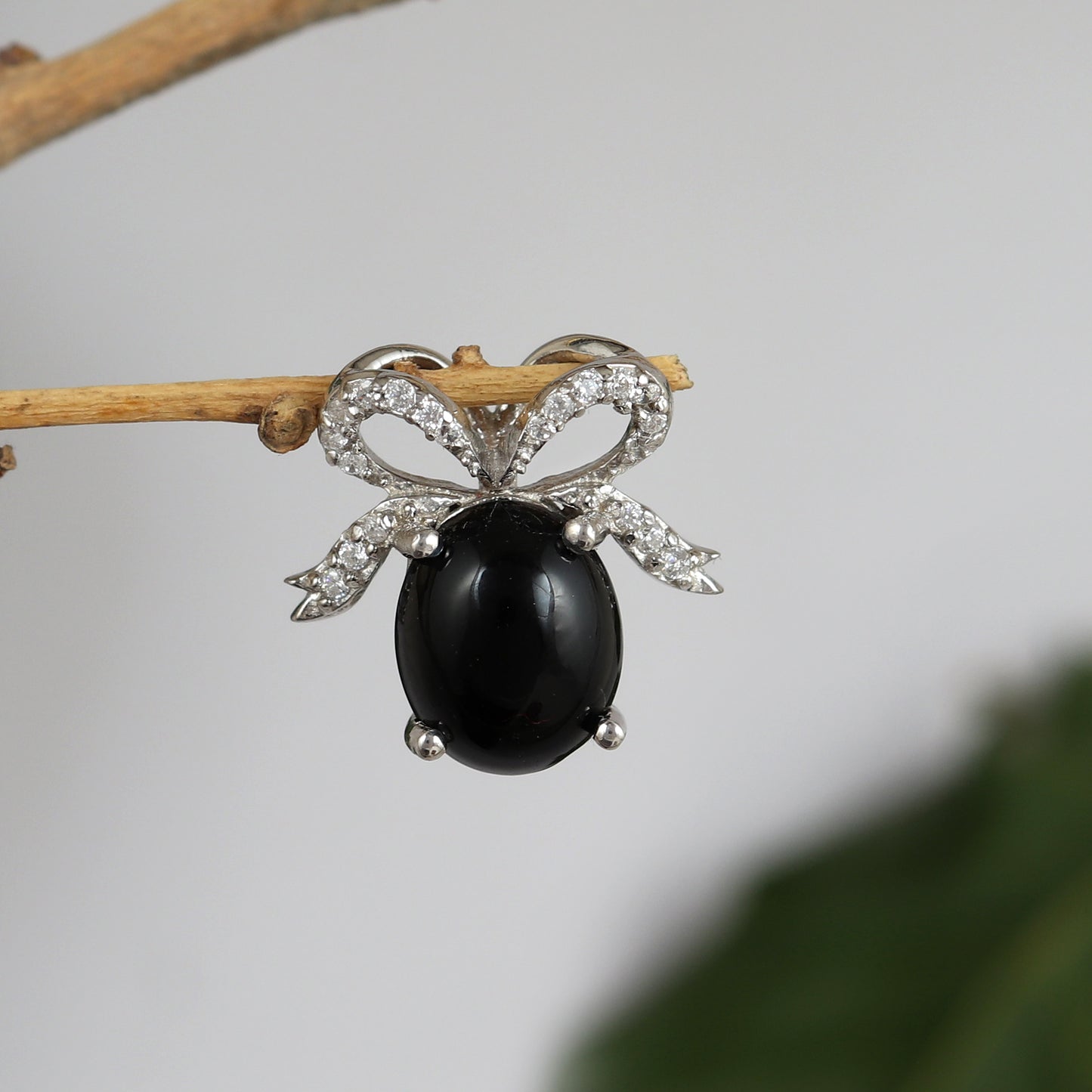 Black Onyx Oval Cabochon Gemstone Pendant-925 Sterling Silver Chain Pendant-Black Onyx Jewelry-Christmas Gift-Dainty Black Onyx Pendant