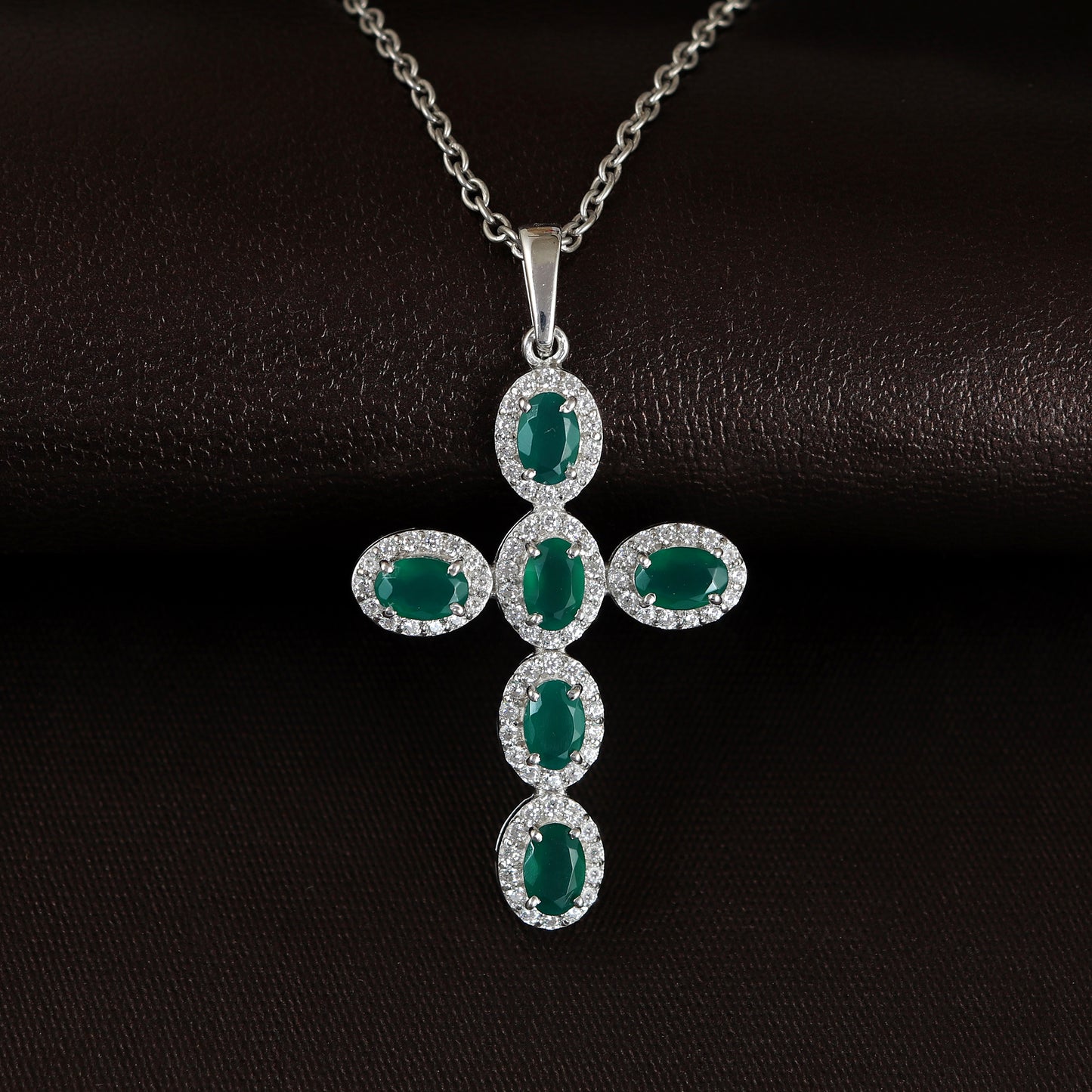 Green Onyx Cross Pendant-925 Sterling Silver Cluster Pendant-Oval Cut Gemstone Pendant-Criss Cross Pendant-Green Onyx Holy Cross Pendant