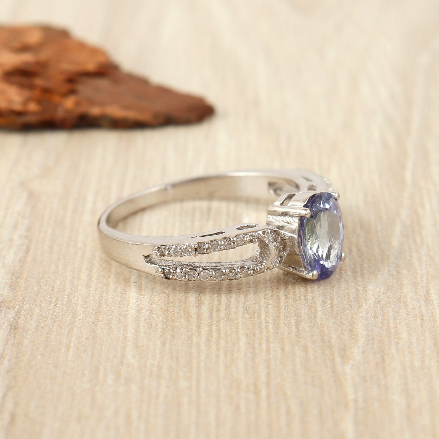 Natural Tanzanite Oval Cut Gemstone Ring-925 Sterling Silver Ring-Tanzanite Cluster Ring-Diamond Ring-Tanzanite Statement Ring-Wedding Gift
